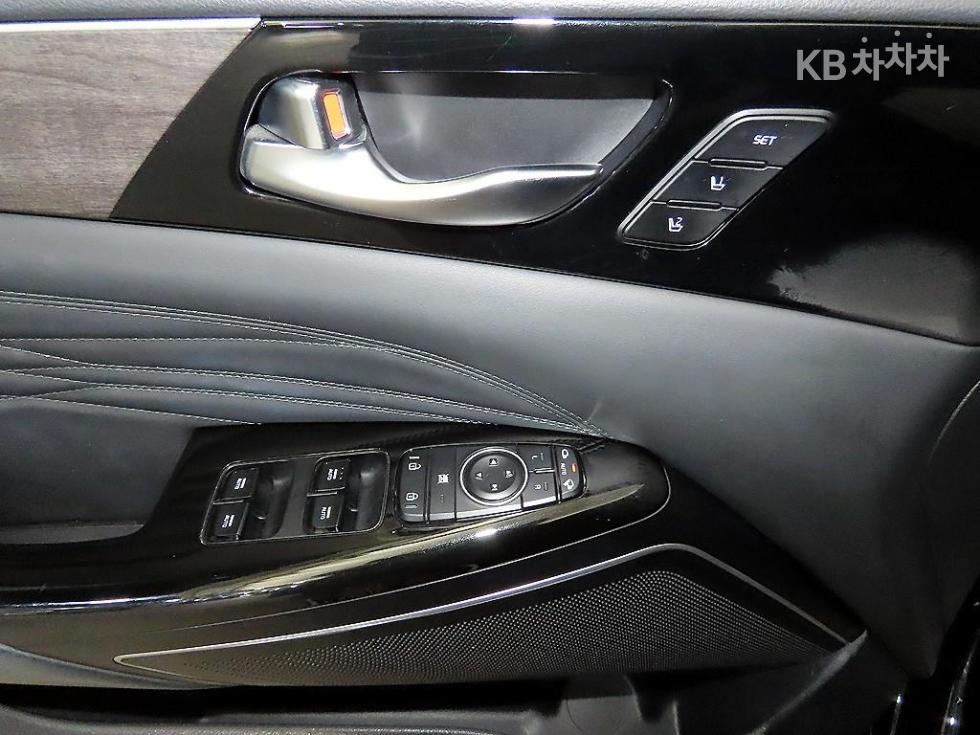 Kia K7 — miniaturë 13