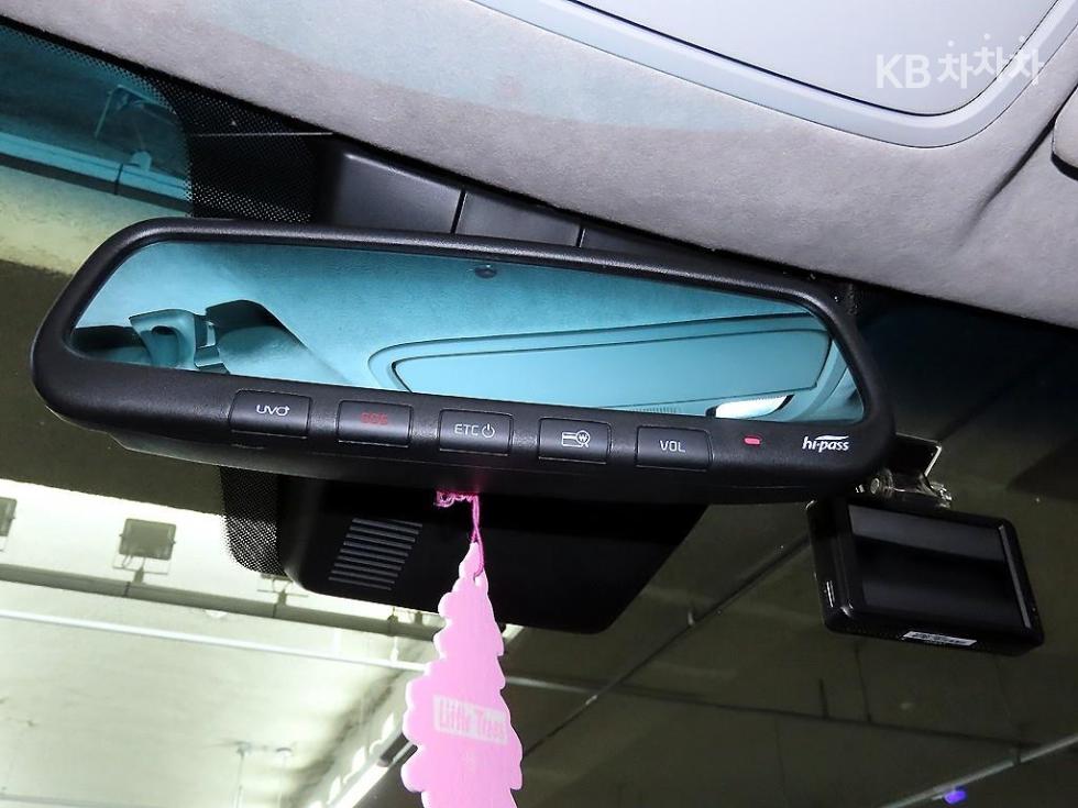 Kia K7 — miniaturë 18