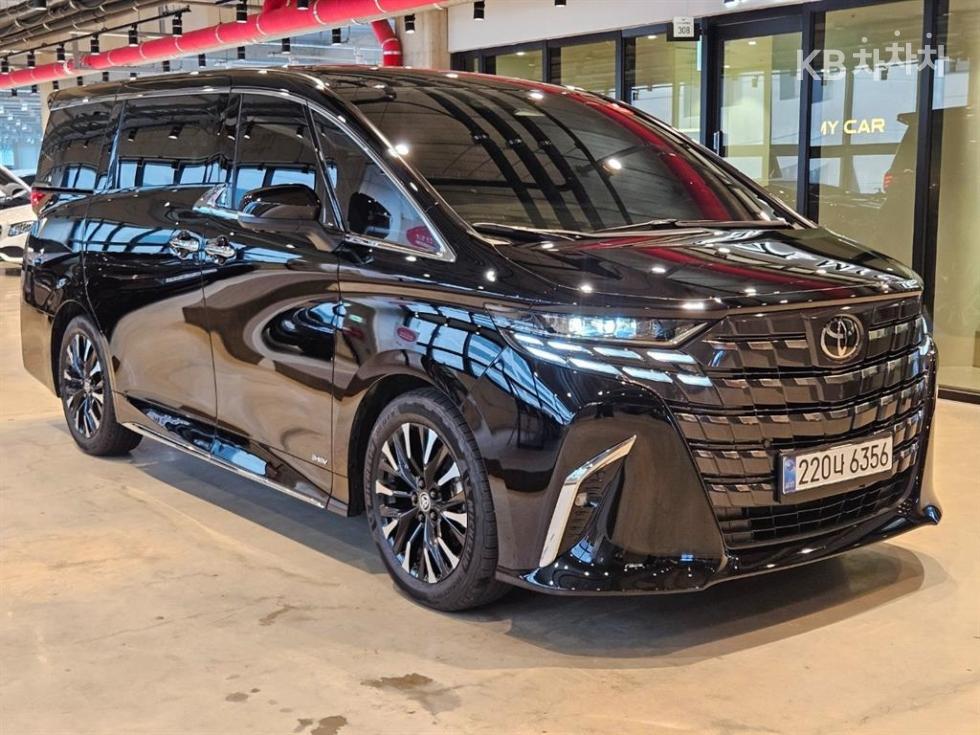 Toyota Alphard — miniaturë 3
