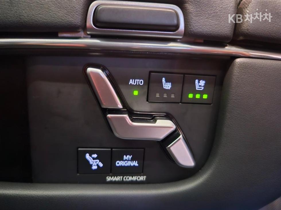 Toyota Alphard — miniaturë 17