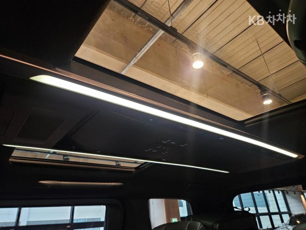Toyota Alphard — miniaturë 19