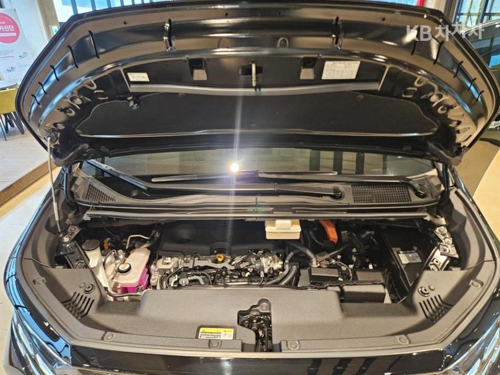 Toyota Alphard — miniaturë 20