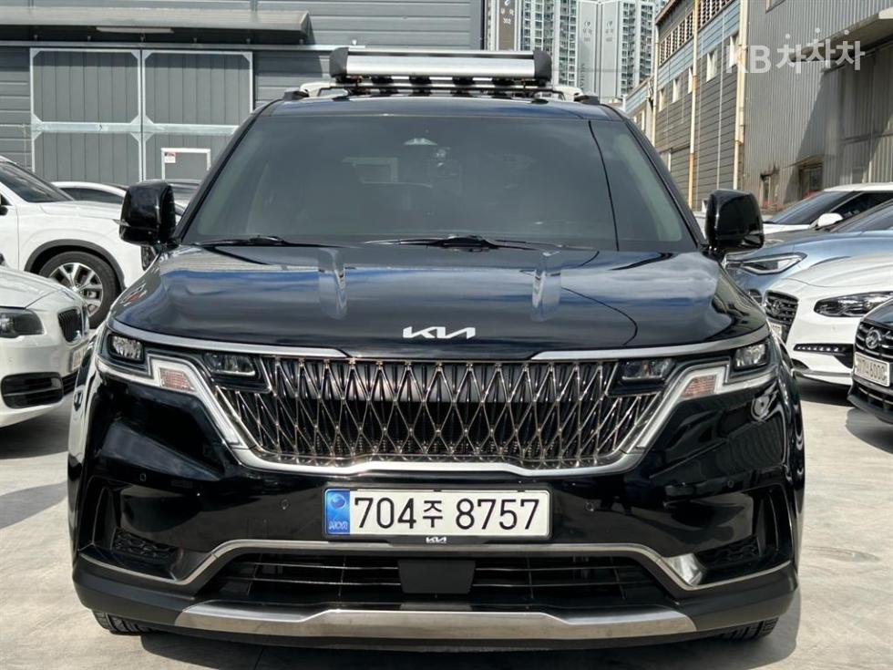 Kia Carnival — miniaturë 2