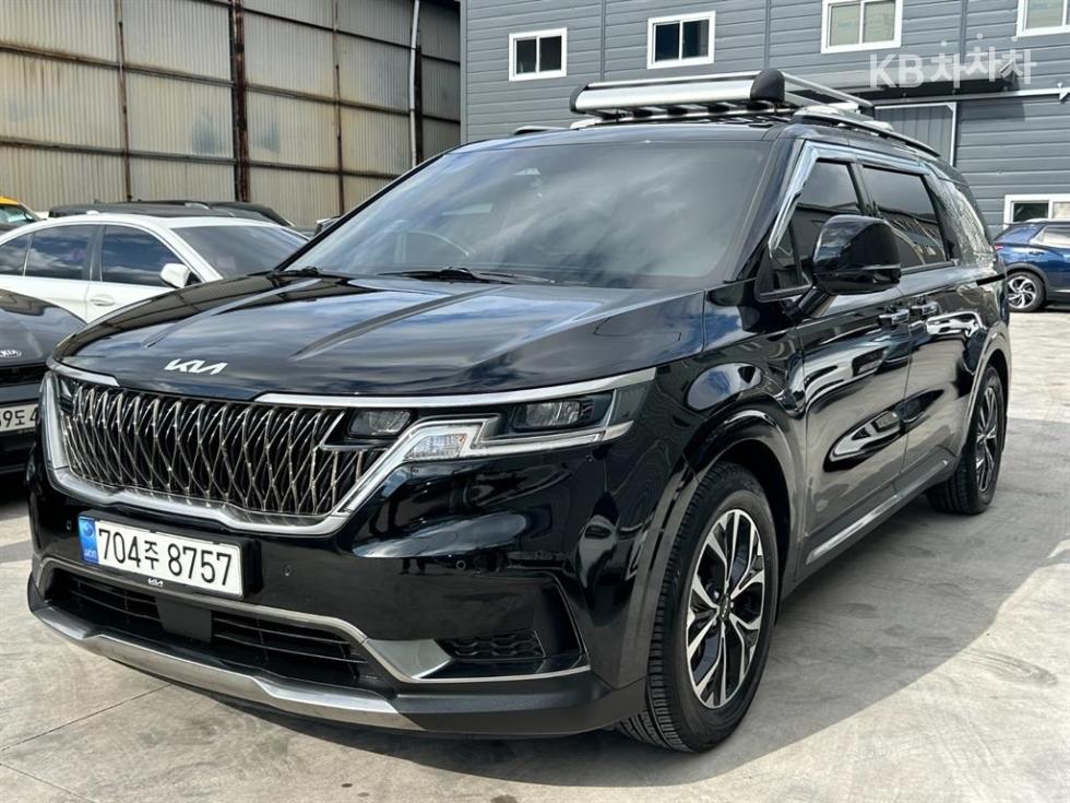Kia Carnival — miniaturë 3