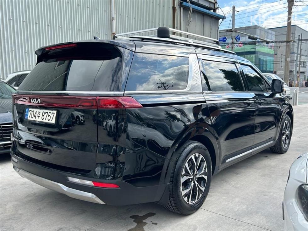 Kia Carnival — miniaturë 5