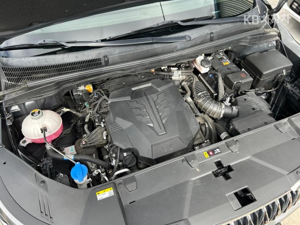 Kia Carnival — miniaturë 6