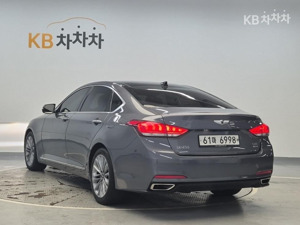 Hyundai Genesis — miniaturë 2