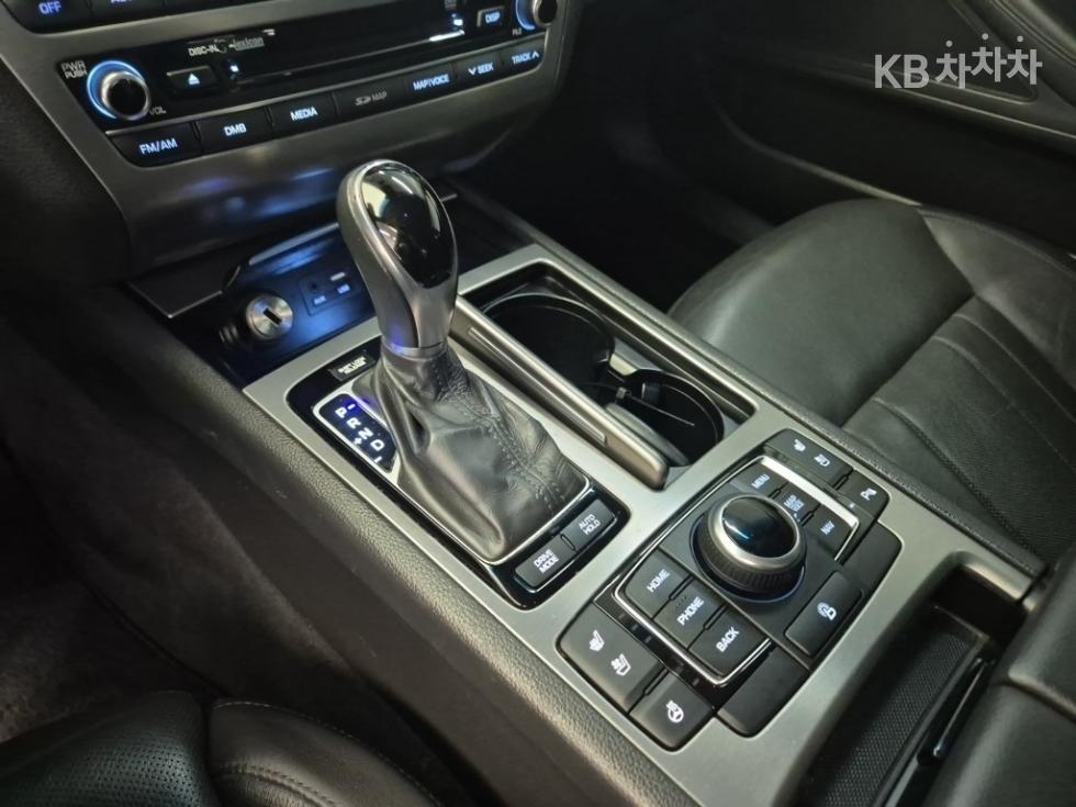 Hyundai Genesis — miniaturë 8