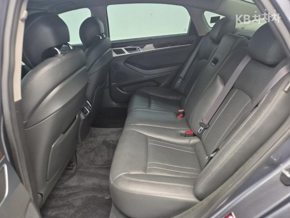 Hyundai Genesis — miniaturë 12