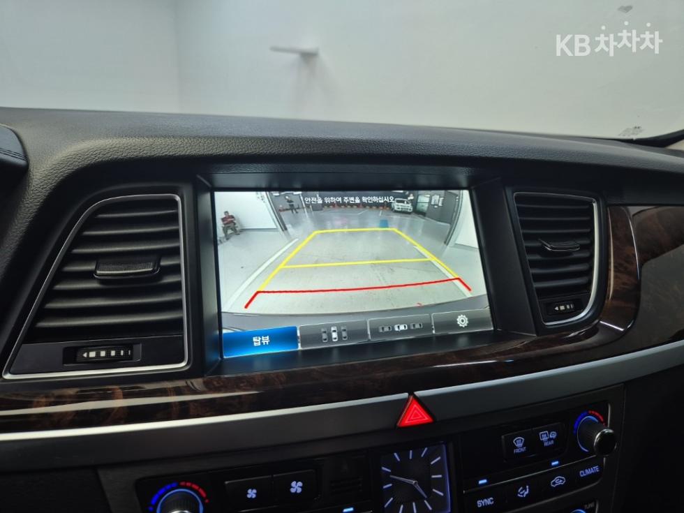 Hyundai Genesis — miniaturë 15