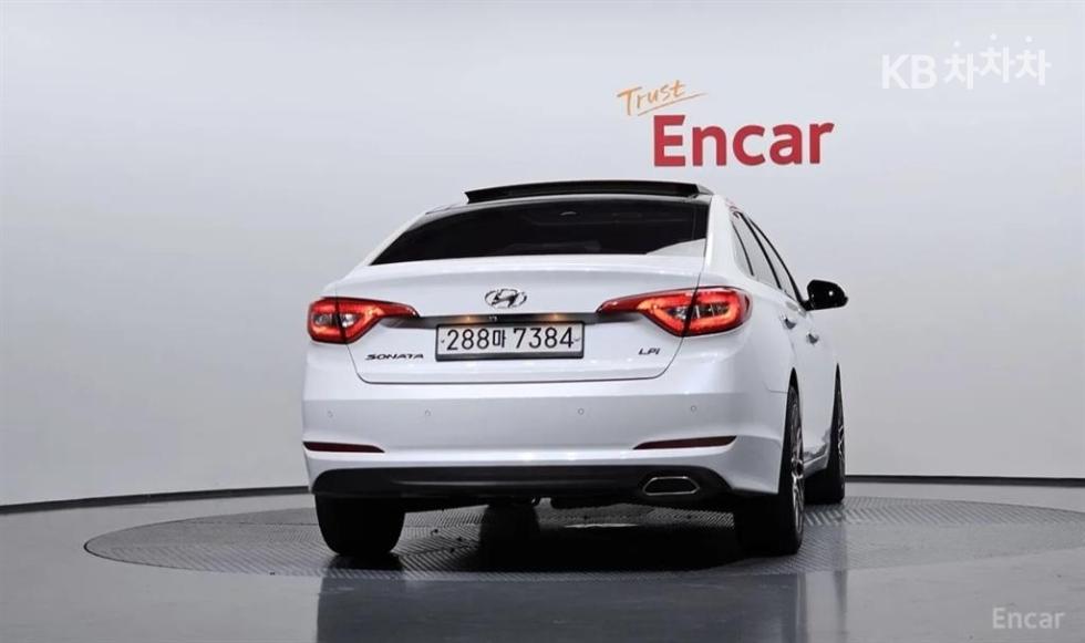 Hyundai Sonata — miniaturë 4