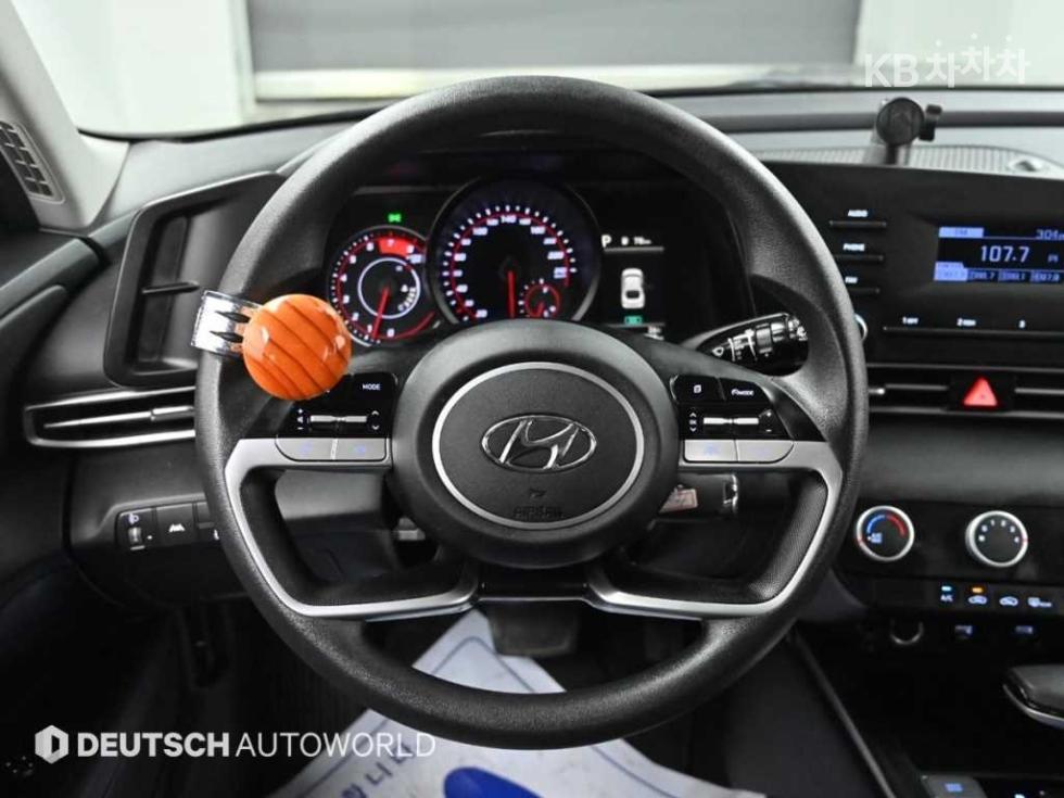 Hyundai Avante — miniaturë 13