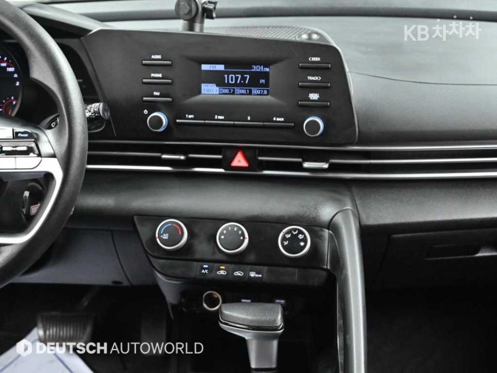 Hyundai Avante — miniaturë 14