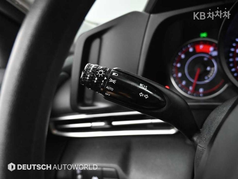 Hyundai Avante — miniaturë 15