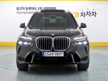 BMW X7 xDrive 40i — foto 1
