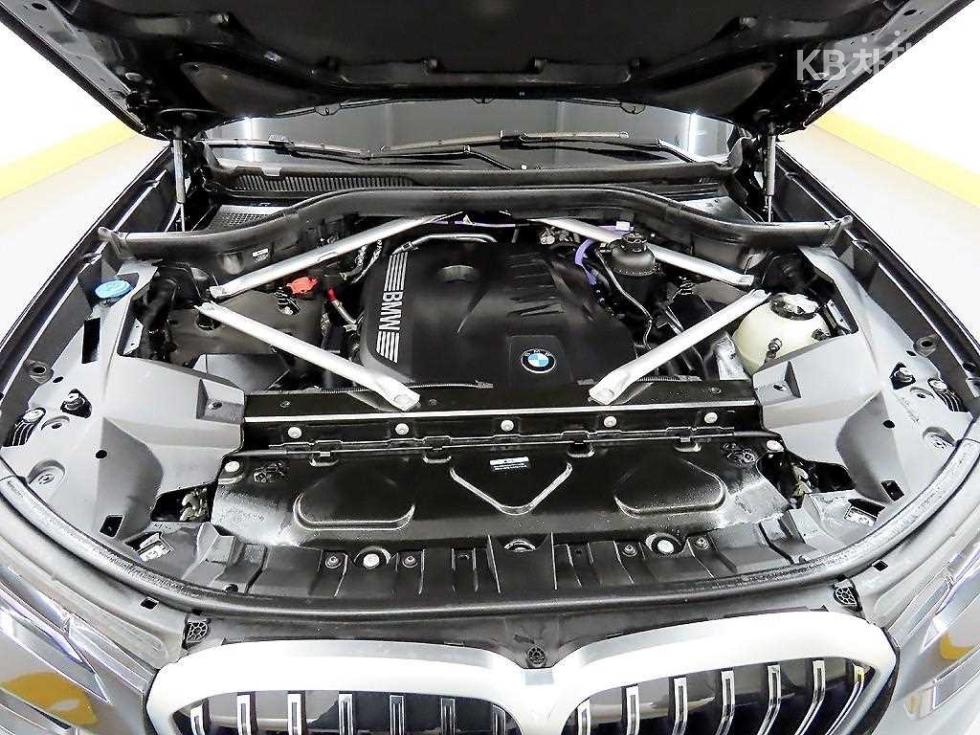 BMW X7 — miniaturë 16