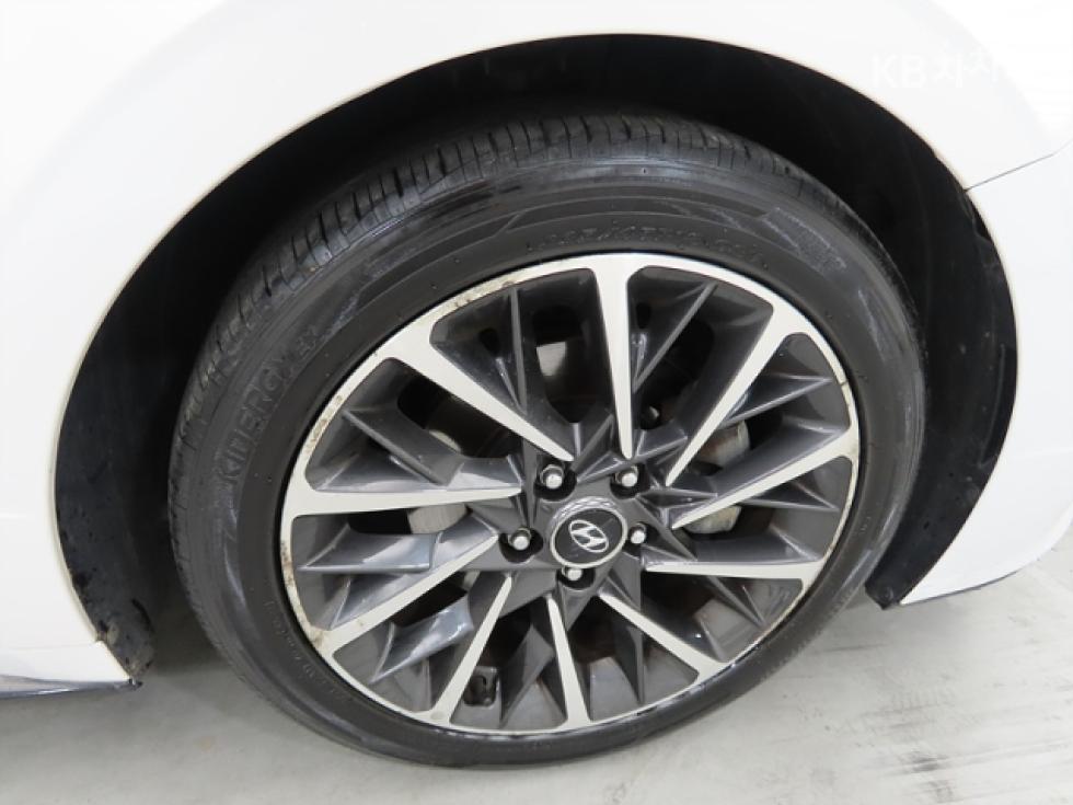 Hyundai Sonata — miniaturë 20