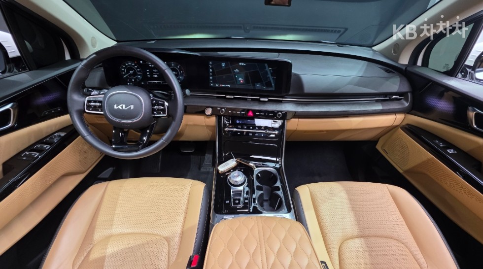 Kia Carnival — miniaturë 10