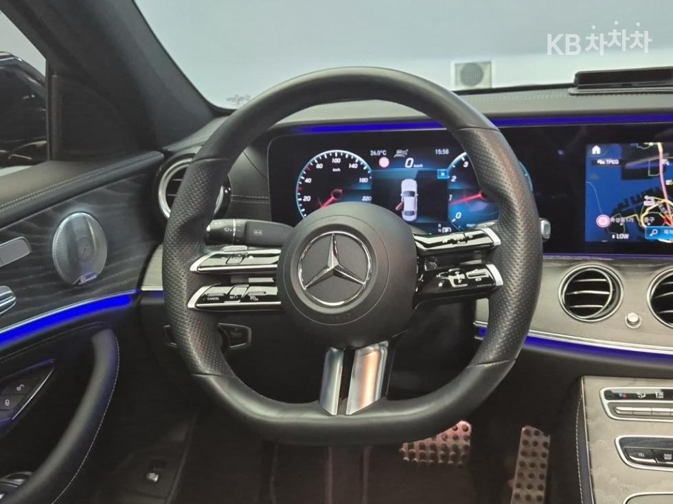Mercedes-Benz E-klasse — miniaturë 9