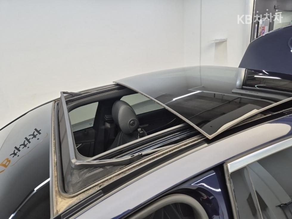 Mercedes-Benz E-klasse — miniaturë 13