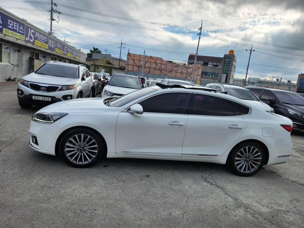 Kia K7 — miniaturë 7