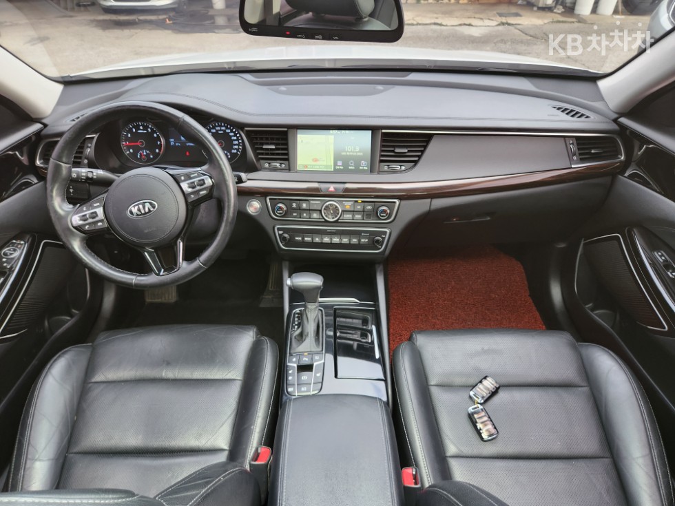 Kia K7 — miniaturë 12