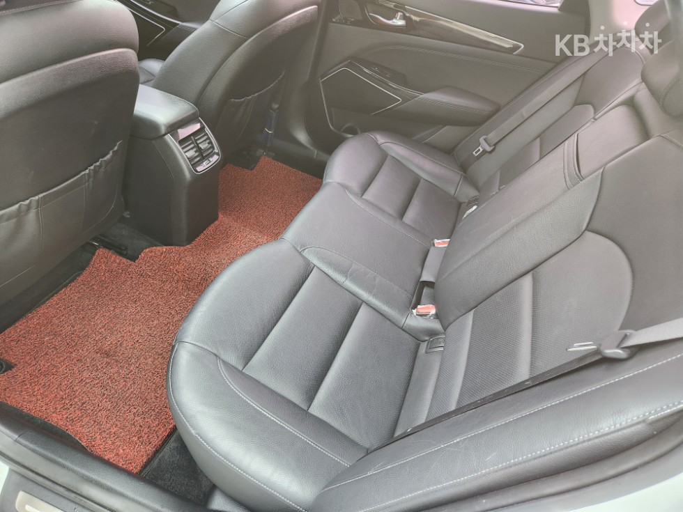Kia K7 — miniaturë 14