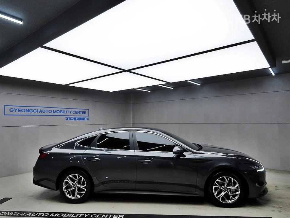 2020 Hyundai (DN8) photo