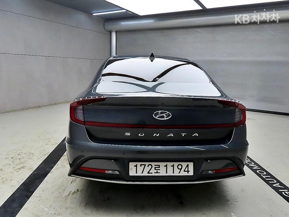 2020 Hyundai (DN8) photo