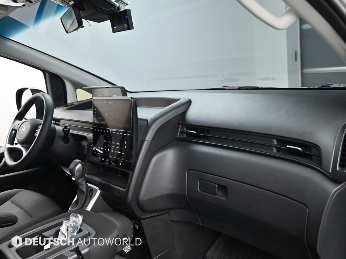 Hyundai Staria — miniaturë 7