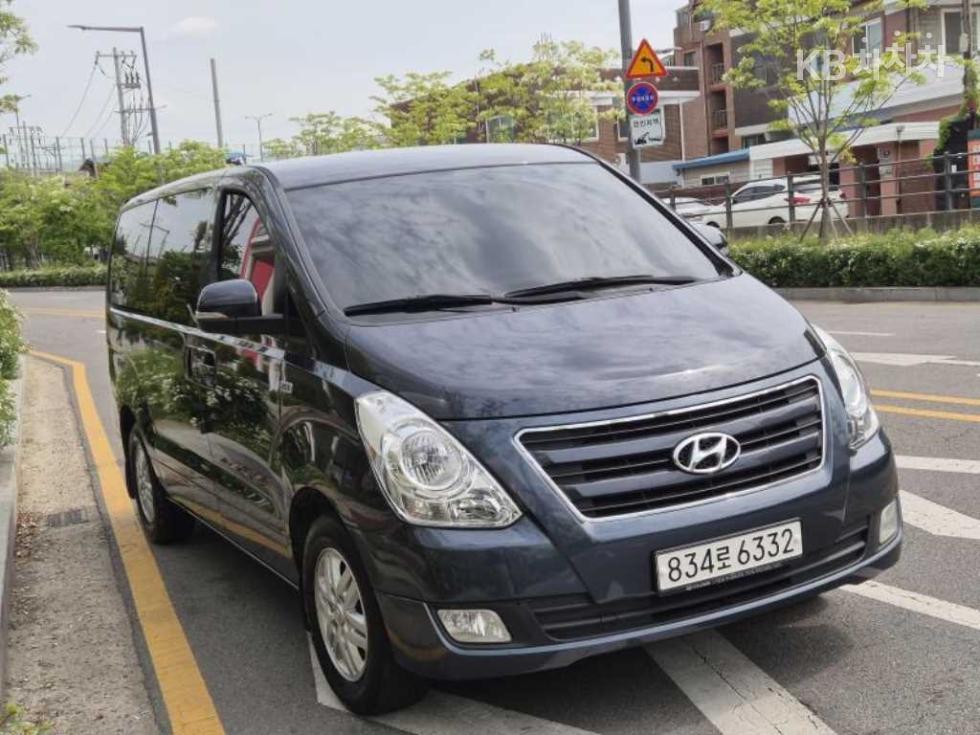 Hyundai Starex — miniaturë 4