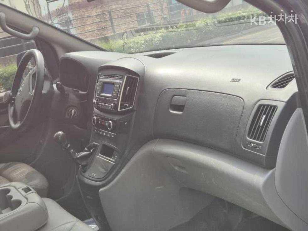 Hyundai Starex — miniaturë 7