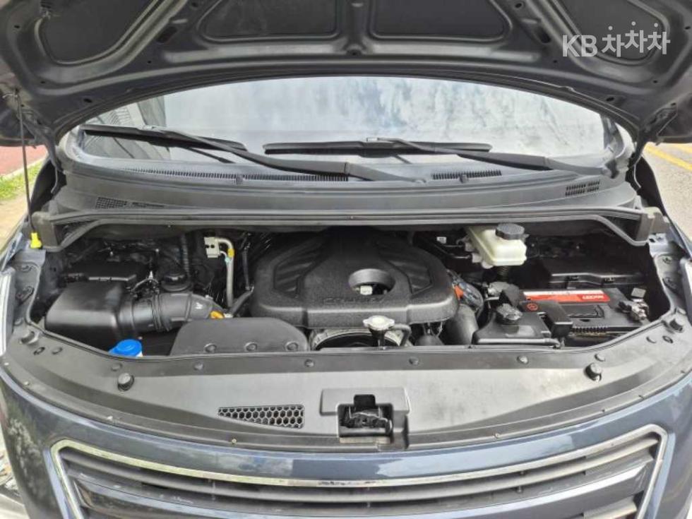 Hyundai Starex — miniaturë 14