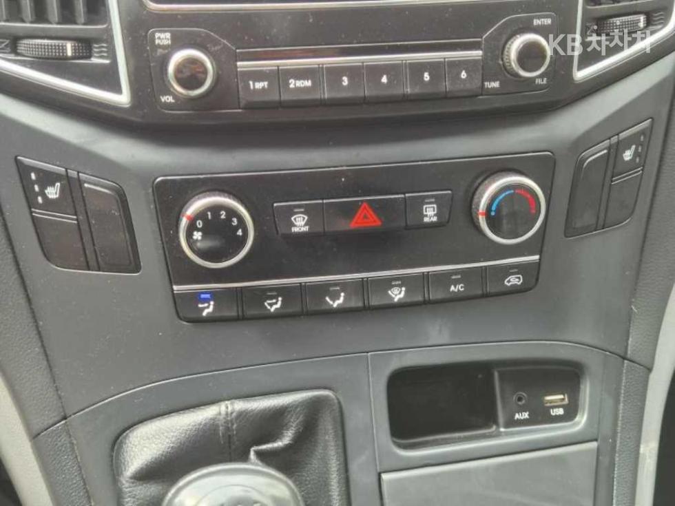 Hyundai Starex — miniaturë 19