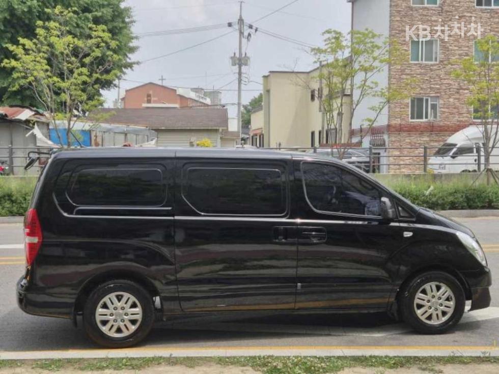 Hyundai Starex — miniaturë 4