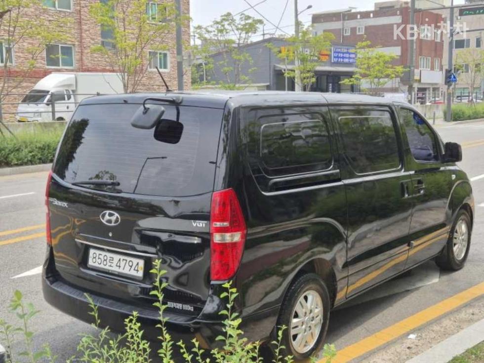 Hyundai Starex — miniaturë 5