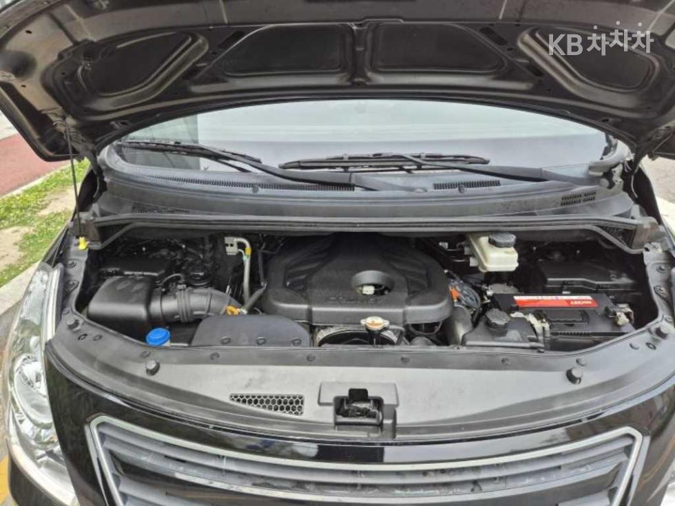 Hyundai Starex — miniaturë 13