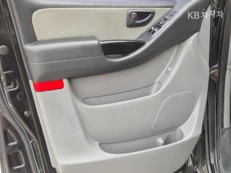 Hyundai Starex — miniaturë 20