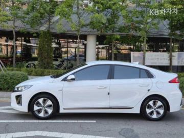 Hyundai IONIQ Q — foto 1
