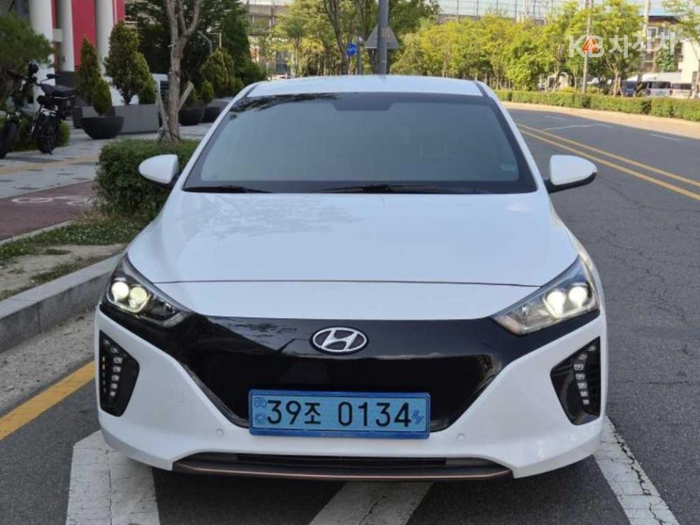 Hyundai IONIQ — miniaturë 4