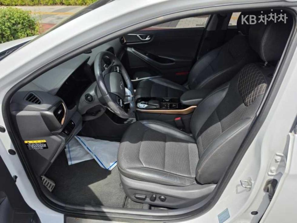 Hyundai IONIQ — miniaturë 10