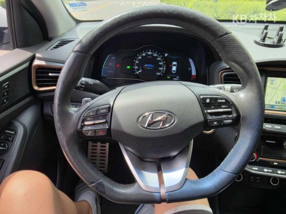 Hyundai IONIQ — miniaturë 12