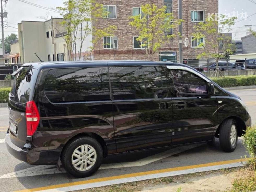 Hyundai Starex — miniaturë 4