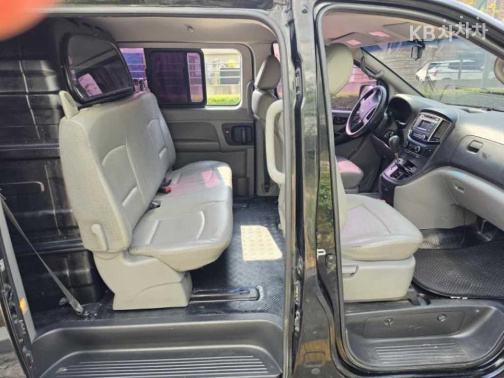 Hyundai Starex — miniaturë 9