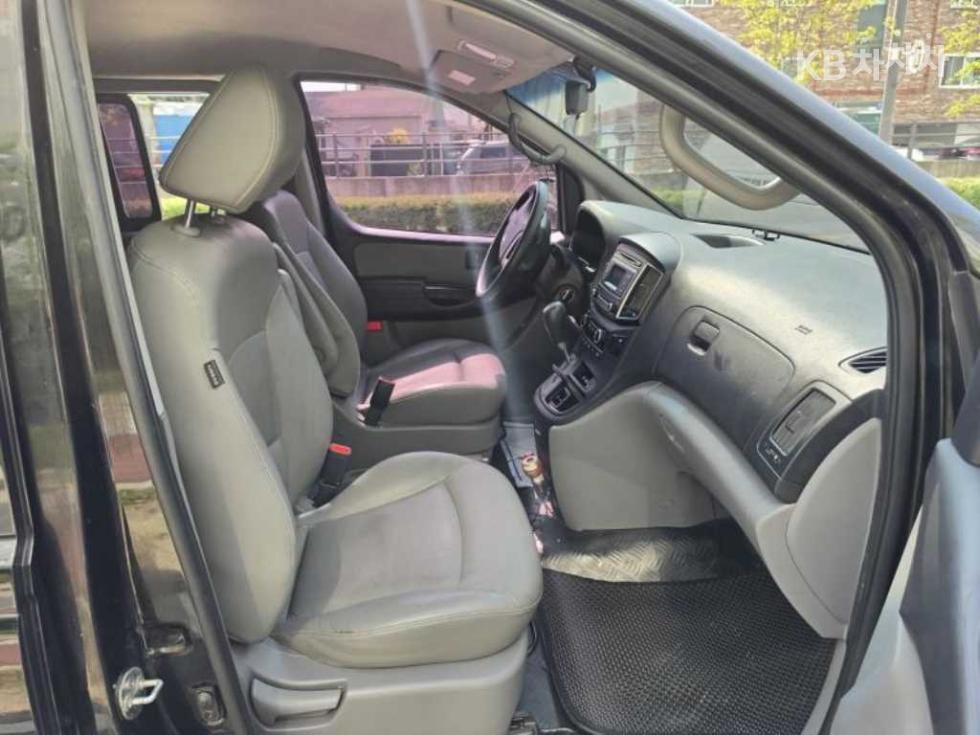 Hyundai Starex — miniaturë 10