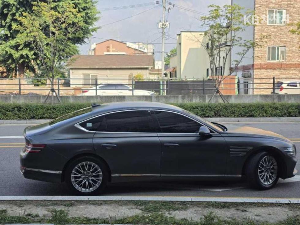 Genesis G80 — miniaturë 4
