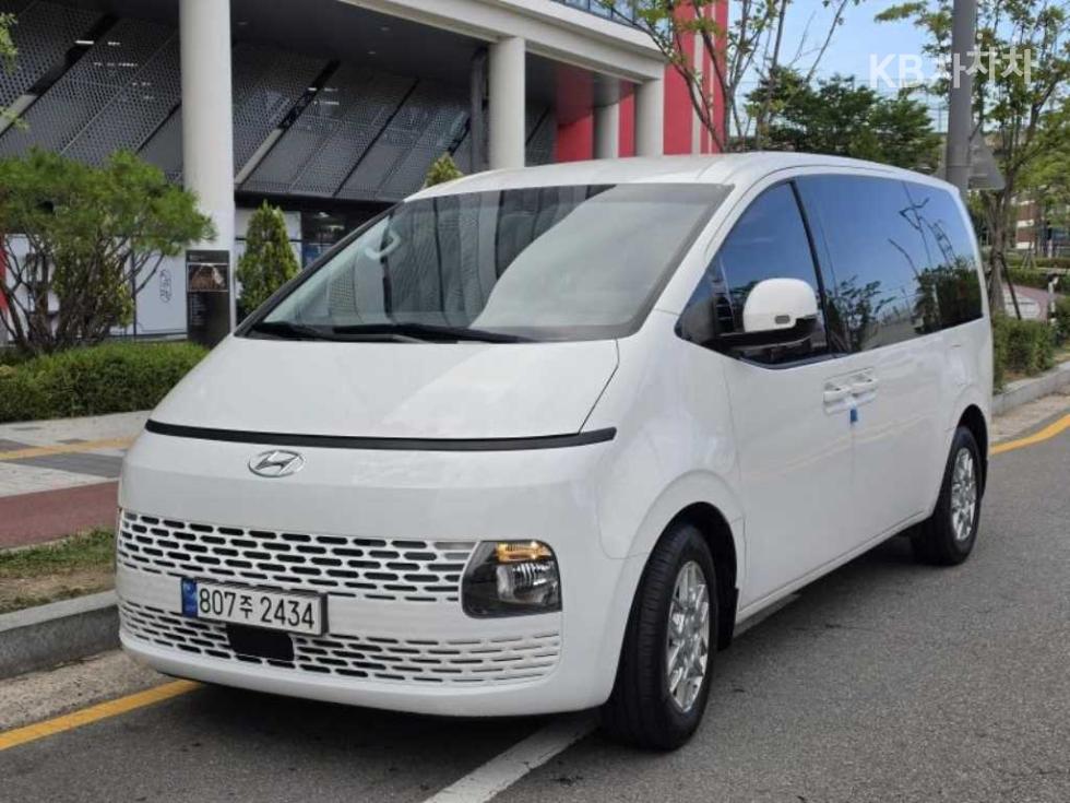 Hyundai Staria — miniaturë 2