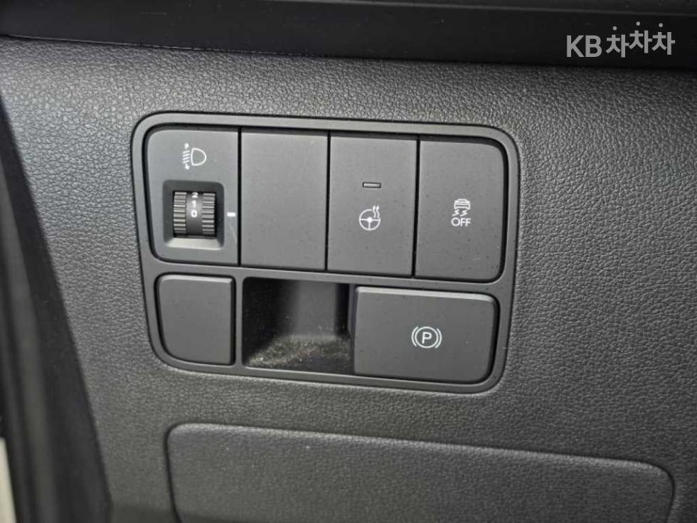 Hyundai Staria — miniaturë 18