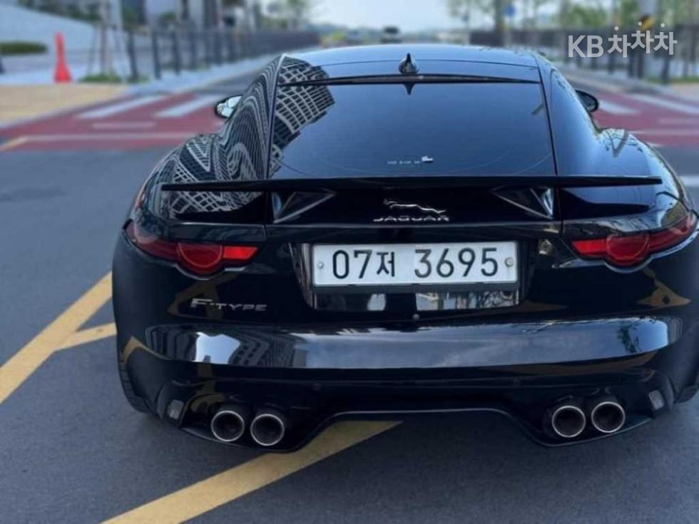 Jaguar F-Type — miniaturë 5