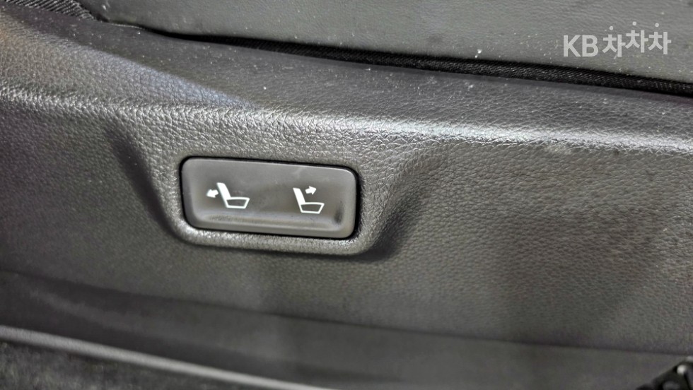 Kia Carnival — miniaturë 26
